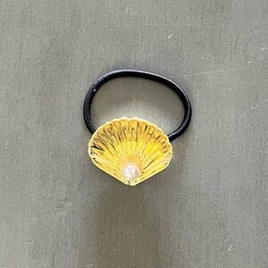 Gold Metal Shell Seashell Scallop White Pearl Black Elastic 1.5" Hair Tie Beach